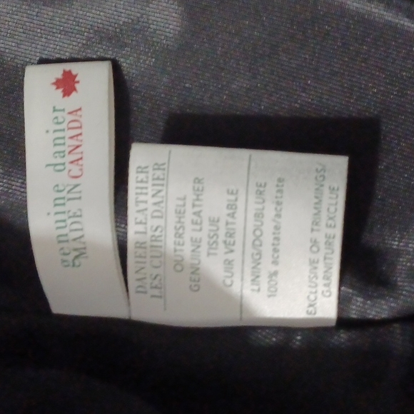 Gorgeous Danier jacket and matching skirt set - Picture 7 of 8